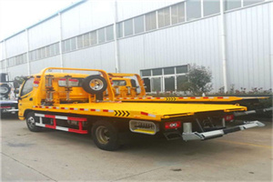 宜兴附近拖车救援搭电